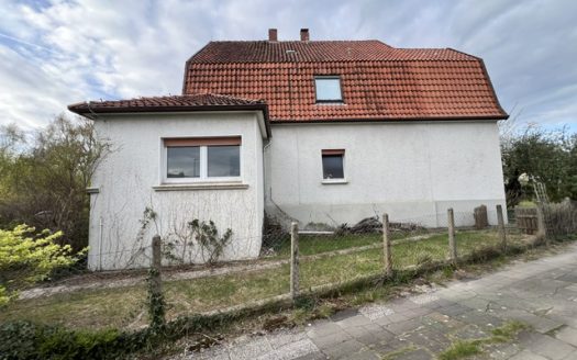 Freistehendes Haus mit 2 Wohnungen und großem Garten nahe dem Kurpark